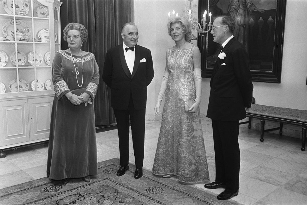 La regina Juliana, il presidente Pompidou di Francia, la signora Claude Pompidou-Cahour e il principe Bernhard