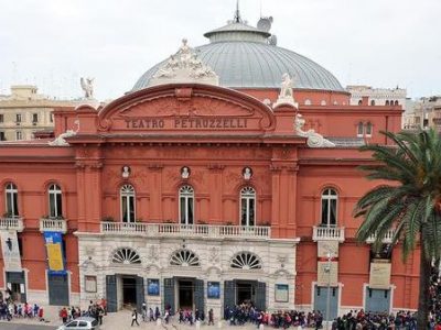 Tribunale Bari: il Teatro Petruzzelli è del Comune