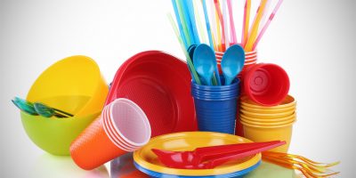 Ancona: sono vietati i piatti e posate di plast...
