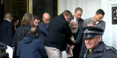 Julian Assange arrestato nell’ambasciata ...
