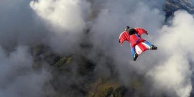 Base jumper norvegese muore lanciandosi dal Bec...