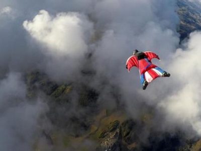 Base jumper norvegese muore lanciandosi dal Becco dell’Aquila