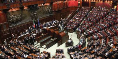 La Camera approva la risoluzione sui provvedime...