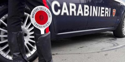 I carabinieri cercano il figlio della donna ucc...