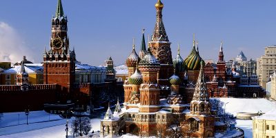 Boom di turisti al Cremlino, il doppio previsti...