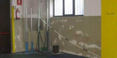 Ogni tre giorni cedimenti e crolli: è allarme n...