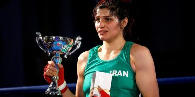 La campionessa di pugilato iraniana adesso sfug...