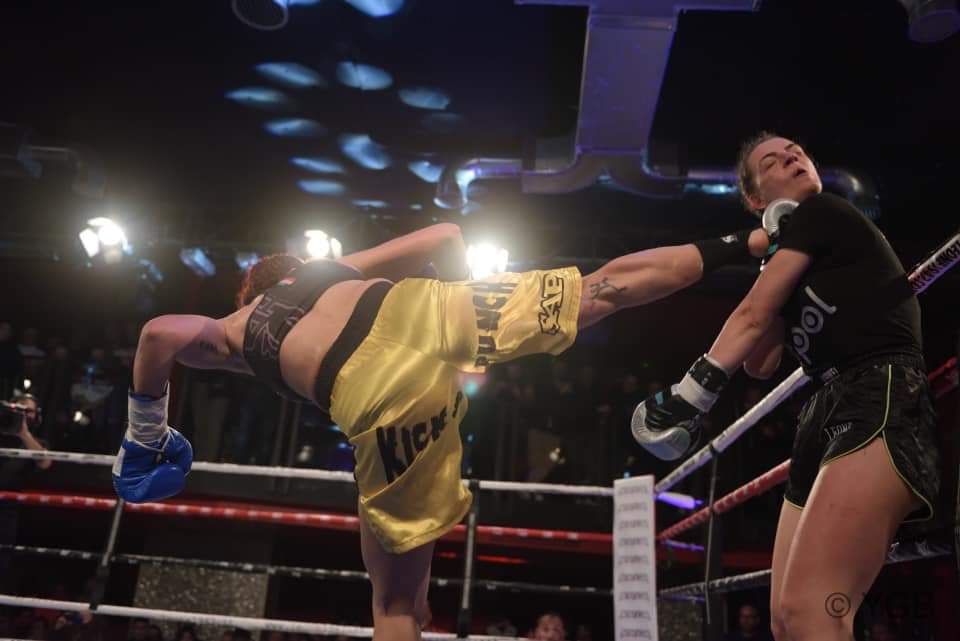 Cristina Caruso colpisce Ilda Lelo