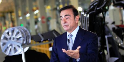 Nuovamente in manette Carlos Ghosn ex president...