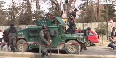 Kabul: sette agenti di polizia sono rimasti ucc...