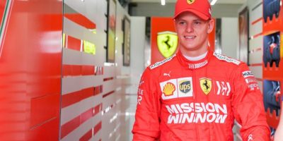 Oggi esordio in Ferrari di Mick Schumacher ai t...