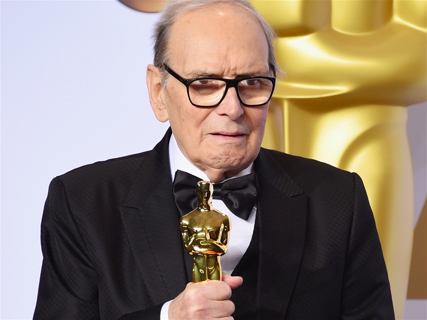 ad Ennio Morricone le chiavi della città di Bari