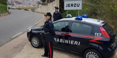 Auto in scarpata nel nuorese, un morto e un fer...