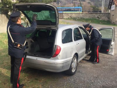 Arrestato a Oulx un passeur pakistano: a bordo sette connazionali