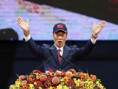 Terry Gou, patron di Foxconn candidato presidente a Taiwan