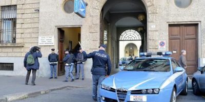 Stuprata per ore in cambio di dosi di droga, or...