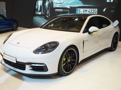 Porsche richiamerà 505 Panarea dalla Cina per possibili rischi alla sicurezza
