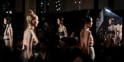 Prada sfilerà a Shangai il 6 giugno con la nuov...