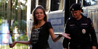 Russia: nuovamente fermata un’attivista P...