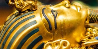 “Esisteva una regina d’Egitto scono...