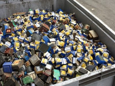 Rifiuti elettronici: smaltirli per non essere invasi da 50 mln di tonnellate