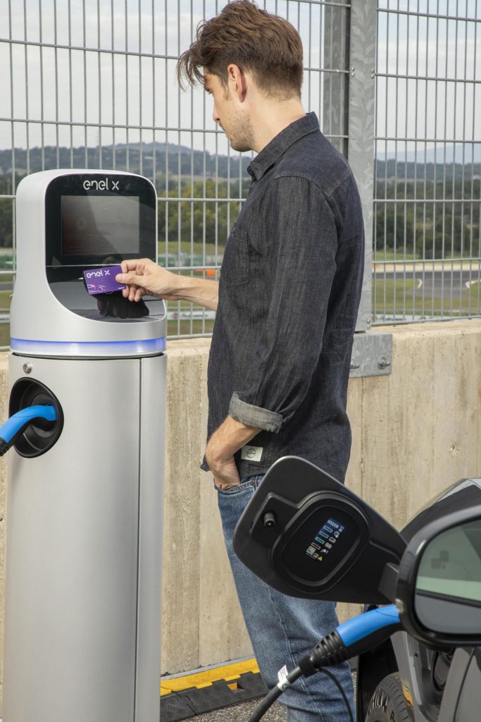 Colonnine per la ricarica di veicoli elettrici