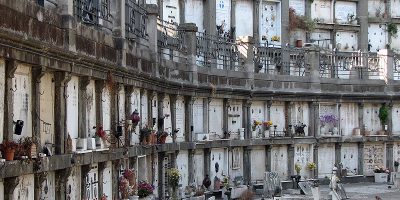 Nascosti nei loculi del Verano 110 mila dosi di...