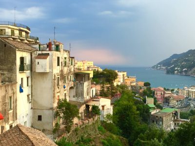 La bellezza della Campania nel paesaggio e nelle ceramiche di Vietri