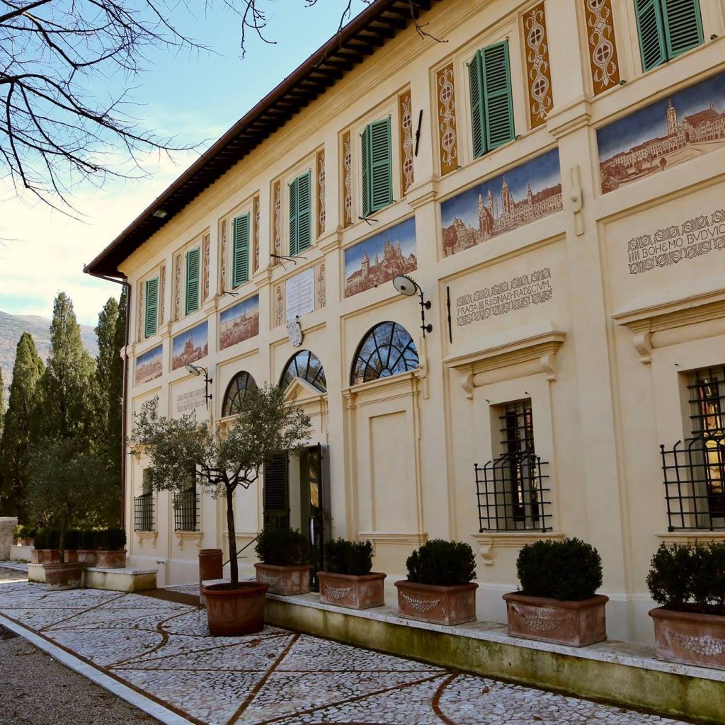 villa fabri a trevi