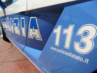 Aggredisce la ex e minaccia di darsi fuoco. Arrestato un uomo a Fano