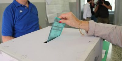 Elezioni, si chiude 3 a 3 la sfida delle Region...