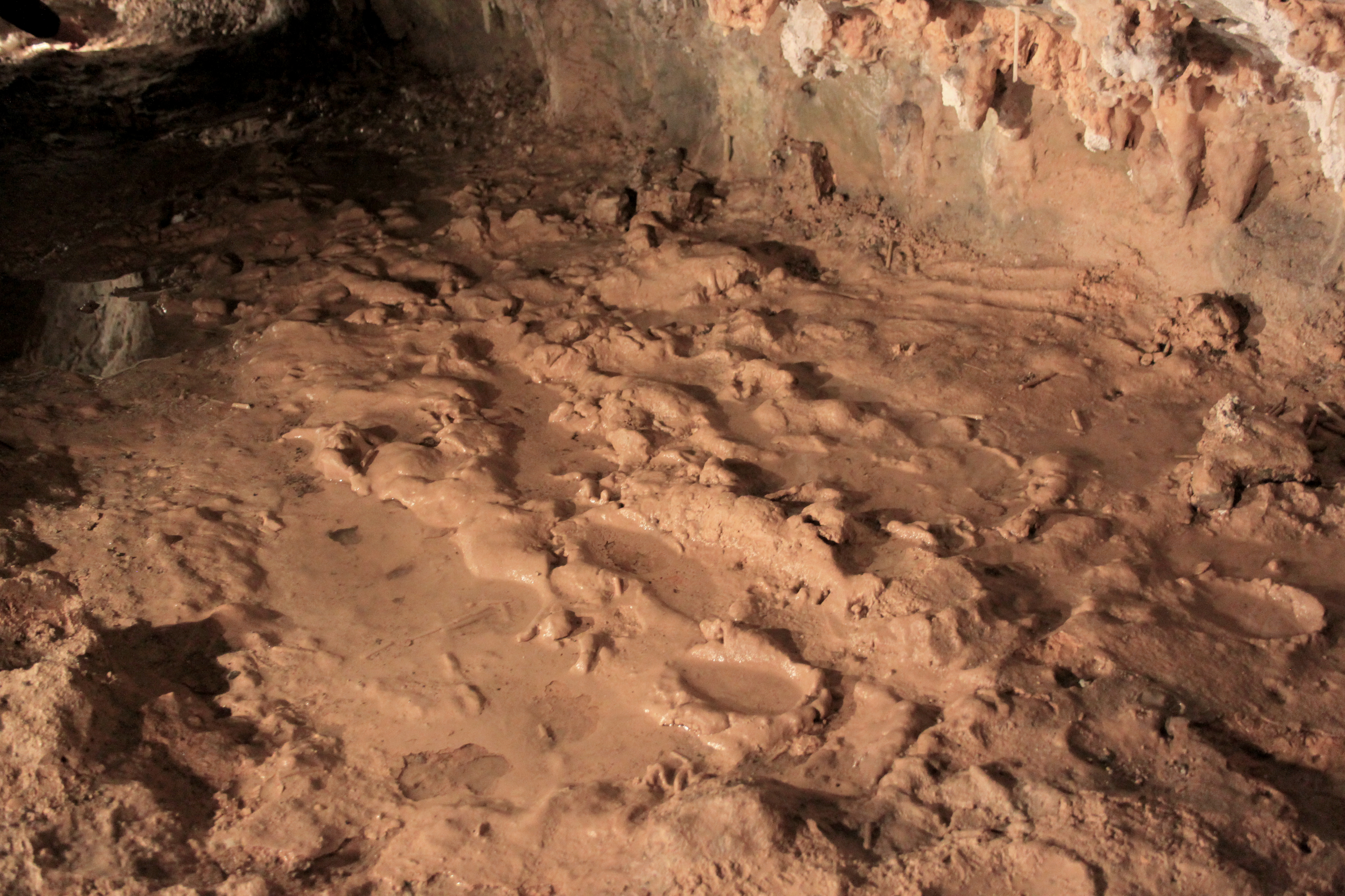 Grotta della Bàsura