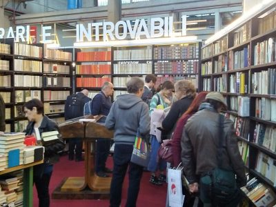 Le storie editoriali nascoste tra gli stand del Salone del Libro di Torino
