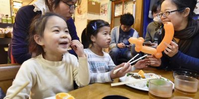 La natalità in Giappone è ai minimi storici: ec...