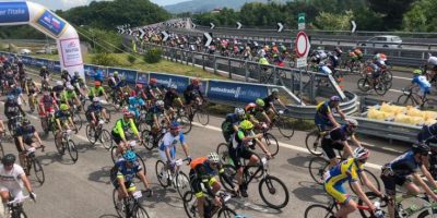 Niente auto e moto: 1200 bici invadono l’...