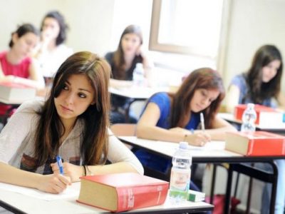 Maturità, parte il conto alla rovescia: le tracce più amate e quelle meno