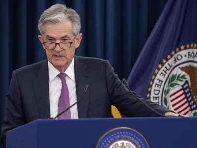 La Fed lascia i tassi invariati malgrado il pressing di Trump