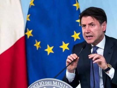 Il sottosegretario Siri si deve dimettere: parola di Conte