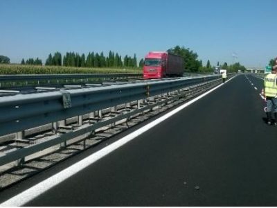 In Friuli, auto contro camion sulla A4: due morti