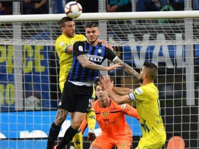 Inter senza fatica sul Chievo, Parma strapazzato a Bologna