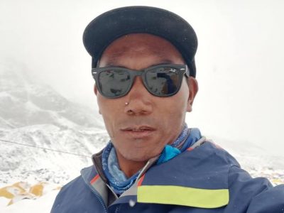 Kami Rita Sherpa scala 23 volte l’Everest: è da Guinness