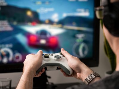 Fenomeno eSports, numeri senza precedenti: il settore pronto a diventare leader della filiera gaming