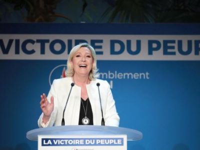 Francia, trionfa Le Pen che chiede lo scioglimento del parlamento