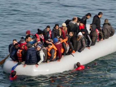 Nove migranti muoiono nel Mar Egeo, cinque sono bimbi