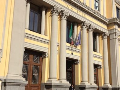 Tentata estorsione con metodi mafiosi, due preti nei guai