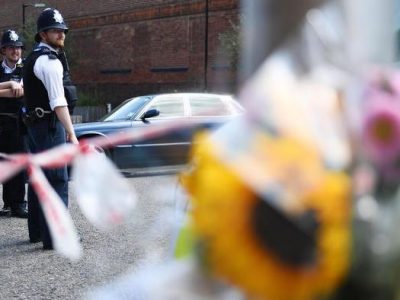 Londra: scontro fra baby gang, 15enne accoltellato a morte