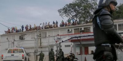 Venezuela, scoppia rivolta in carcere: almeno t...