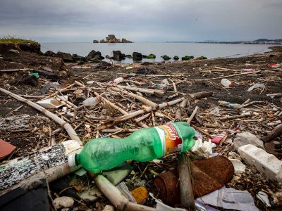 Video. Greenpeace: alla foce del Sarno uno scenario scioccante