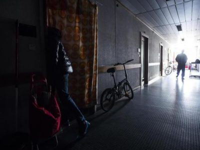 Elemosiniere del Papa riattiva luce in stabile occupato