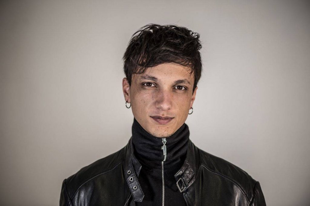 ultimo colpa delle favole